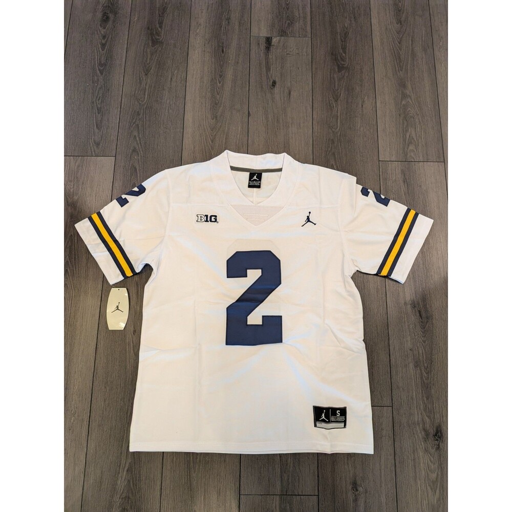 Blake Corum #2 Michigan Wolverines White Football Jersey Men's Small - Picture 4 of 5